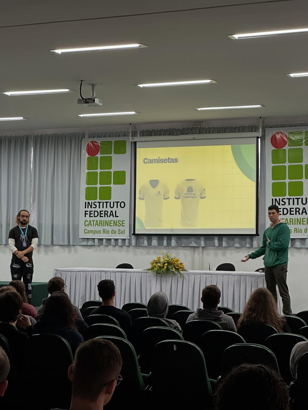 Apresentação no auditório